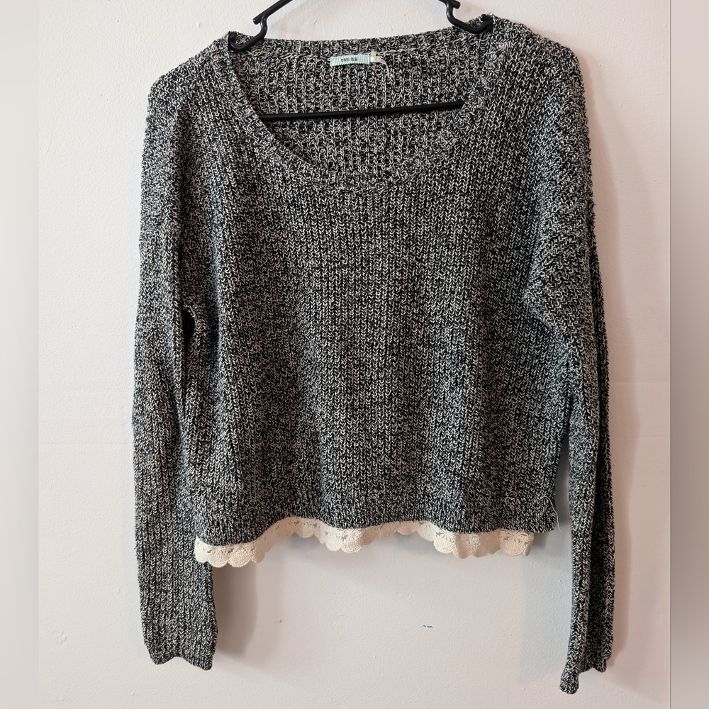 Kimchi Blue Gray Sweater with Cream Trim